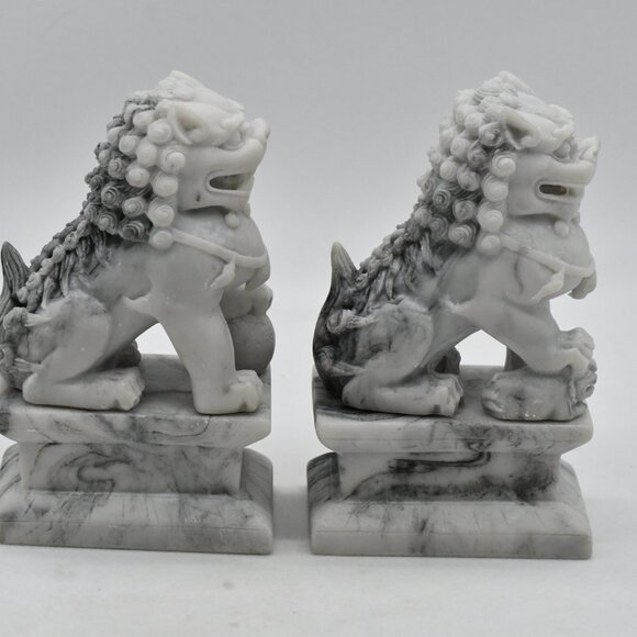 Carved Marble Pair Of Foo Dogs - Picture 4 of 11